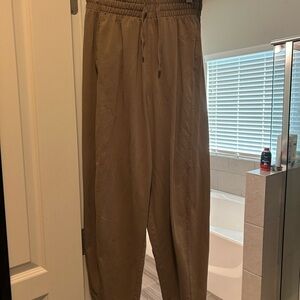 Zara Barrel pants